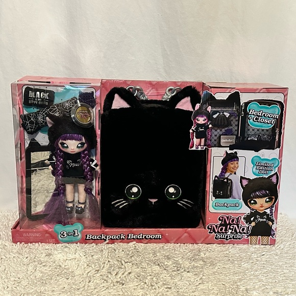 Na! Na! Na! Surprise 3-in -1 BackPack Bedroom Playset Tuesday Meow Doll NIB - Picture 2 of 7